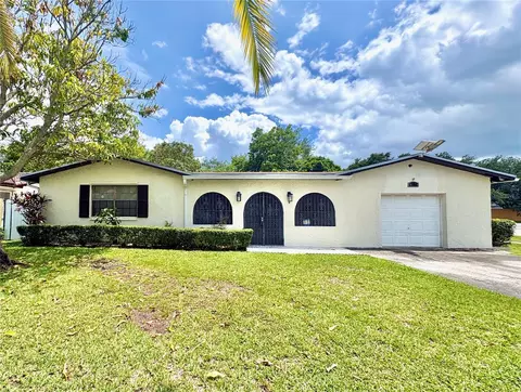 10774 SW 175th Ter, Miami, FL 33157
