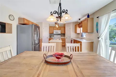 Dining - 4540 SE 30th St, Ocala, FL 34480 photo 1 of 2