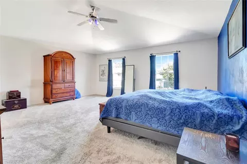 Bedroom - 4540 SE 30th St, Ocala, FL 34480 photo 3 of 4
