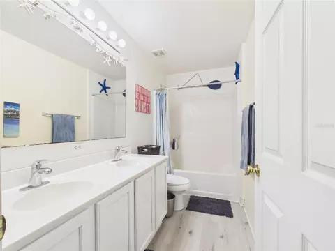 Bath - 4540 SE 30th St, Ocala, FL 34480 photo 3 of 4