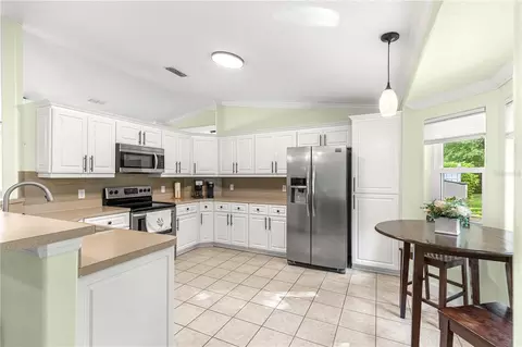 Kitchen - 5968 SW 103 Loop, Ocala, FL 34476 photo 2 of 5