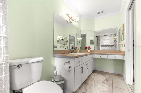 Bath - 5968 SW 103 Loop, Ocala, FL 34476 photo 2 of 3