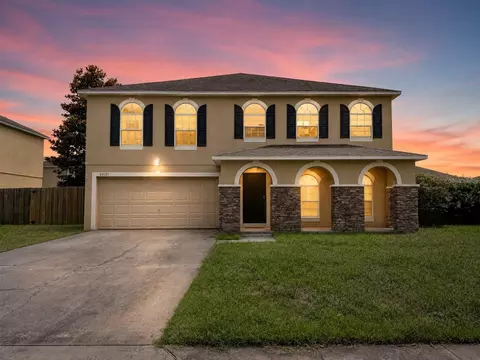 24301 SW 6th Pl, Newberry, FL 32669