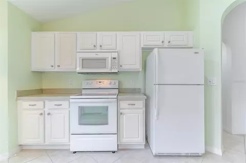 Kitchen - 8722 SW 83rd Loop, Ocala, FL 34481 photo 4 of 5