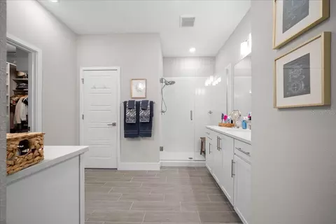 Bath - 4351 NW 54th Ter, Ocala, FL 34482 photo 1 of 7
