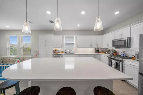 Kitchen - 4351 NW 54th Ter, Ocala, FL 34482 photo 7 of 8