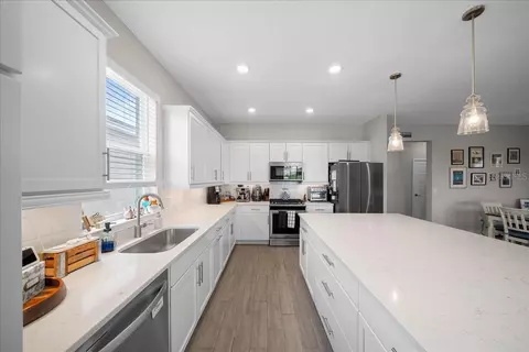 Kitchen - 4351 NW 54th Ter, Ocala, FL 34482 photo 2 of 8