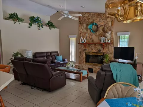 Living - 4023 N Ringwood Cir, Hernando, FL 34442 photo 2 of 2