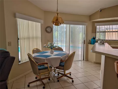 Dining - 4023 N Ringwood Cir, Hernando, FL 34442 photo 3 of 3
