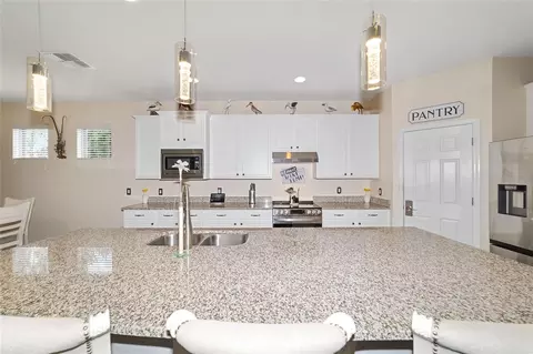 Kitchen - 9300 SW 70th Loop, Ocala, FL 34481 photo 2 of 7