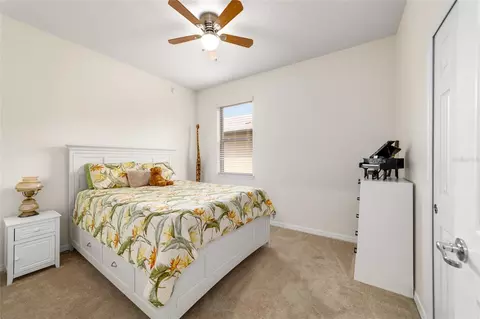 Bedroom - 9300 SW 70th Loop, Ocala, FL 34481 photo 4 of 5
