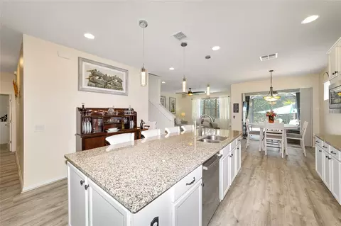 Kitchen - 9300 SW 70th Loop, Ocala, FL 34481 photo 5 of 7