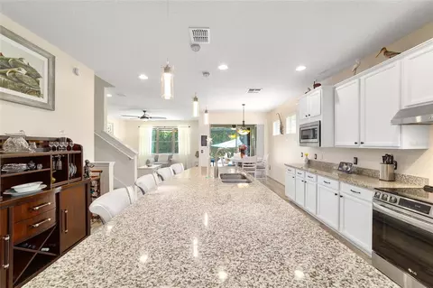 Kitchen - 9300 SW 70th Loop, Ocala, FL 34481 photo 4 of 7