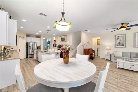 Dining - 9300 SW 70th Loop, Ocala, FL 34481 photo 2 of 5
