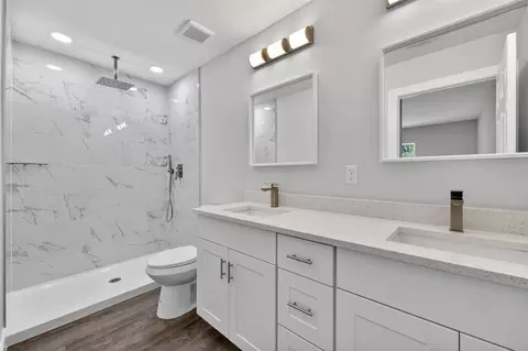 Bath - 1451 SW 153rd Ct, Ocala, FL 34481 photo 1 of 2