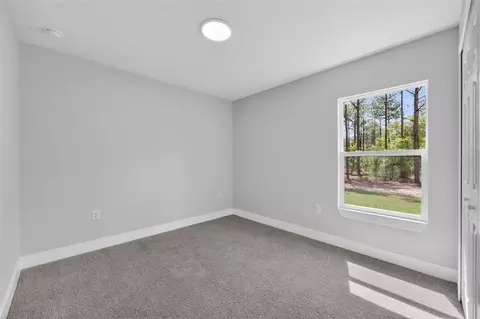 Bedroom - 1451 SW 153rd Ct, Ocala, FL 34481 photo 7 of 9