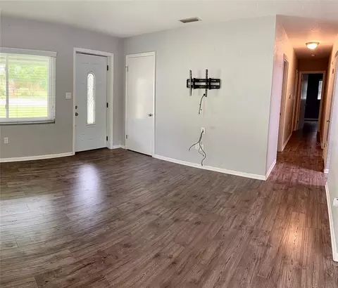 Living - 428 NE 21st Ter, Ocala, FL 34470 photo 3 of 5