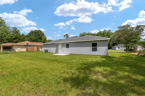 Exterior - 94 Dogwood Drive Loop, Ocala, FL 34472 photo 6 of 7