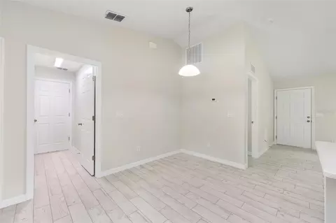 Entry Way - 94 Dogwood Drive Loop, Ocala, FL 34472 photo 3 of 3