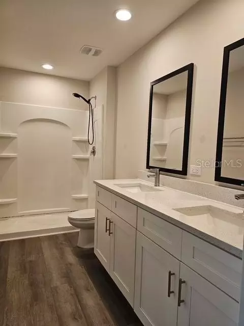 Bath - 2292 SW 168th Loop, Ocala, FL 34473 photo 1 of 2