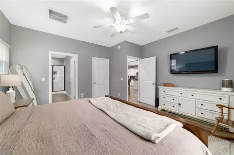 Bedroom - 14366 NE 42nd Ter, Anthony, FL 32617 photo 3 of 6