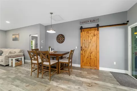 Dining - 14366 NE 42nd Ter, Anthony, FL 32617 photo 2 of 2