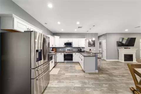 Kitchen - 14366 NE 42nd Ter, Anthony, FL 32617 photo 1 of 6