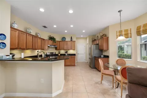 Kitchen - 9274 SW 94th Loop, Ocala, FL 34481 photo 2 of 7