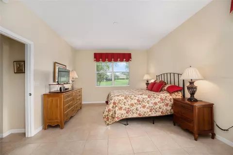 Bedroom - 9274 SW 94th Loop, Ocala, FL 34481 photo 2 of 4