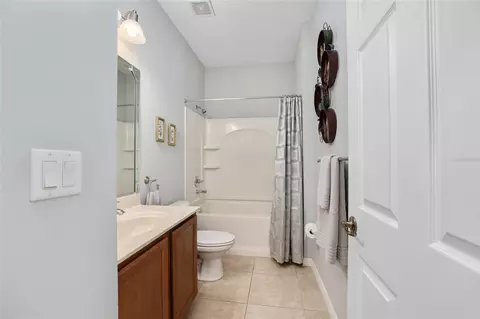 Bath - 9274 SW 94th Loop, Ocala, FL 34481 photo 5 of 6