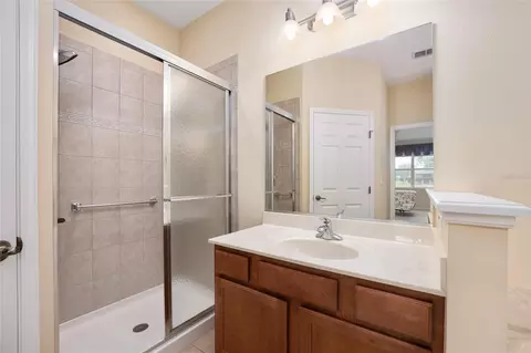 Bath - 9274 SW 94th Loop, Ocala, FL 34481 photo 4 of 6