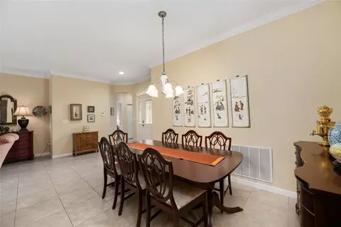 Dining - 9274 SW 94th Loop, Ocala, FL 34481 photo 3 of 5