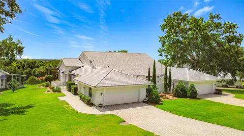 6042 Topsail Rd, Lady Lake, FL 32159