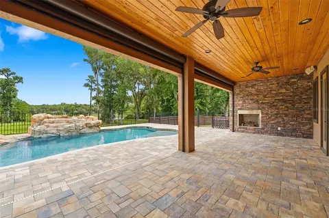 Exterior - 855 SE 87th St, Ocala, FL 34480 photo 6 of 17