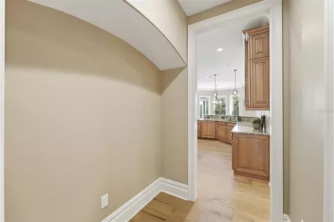 Entry Way - 855 SE 87th St, Ocala, FL 34480 photo 5 of 5
