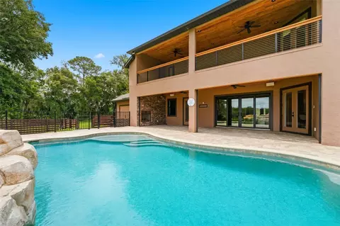 Exterior - 855 SE 87th St, Ocala, FL 34480 photo 12 of 17