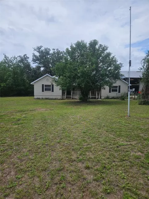 18890 SW 44th St, Dunnellon, FL 34432