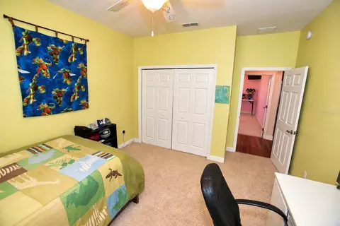 Bedroom - 360 NW 113th Cir, Ocala, FL 34482 photo 8 of 9