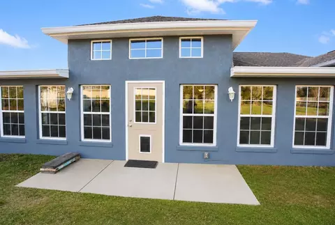 Exterior - 360 NW 113th Cir, Ocala, FL 34482 photo 3 of 7