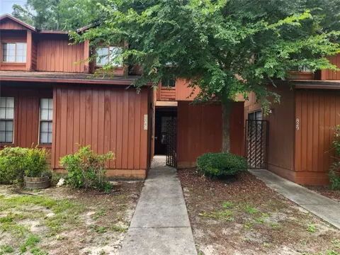823 SW 58th Ter, Gainesville, FL 32607