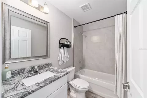 Bath - 7041 SW 131st Loop, Ocala, FL 34473 photo 2 of 2