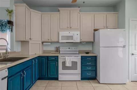 Kitchen - 1148 W Diamond Shore Loop, Hernando, FL 34442 photo 1 of 2