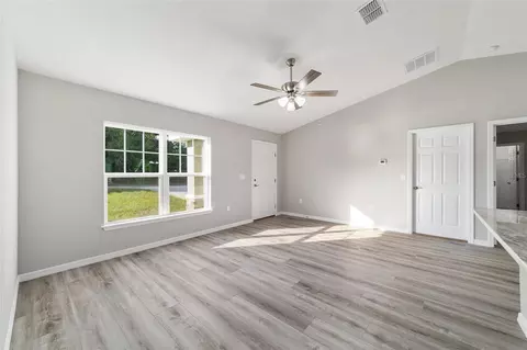 Living - 44 Almond Rd, Ocala, FL 34472 photo 7 of 9