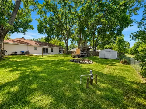 Exterior - 6108 Pecan Crse, Ocala, FL 34472 photo 4 of 7