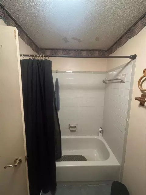 Bath - 2105 SW 5th St, Ocala, FL 34471 photo 1 of 3