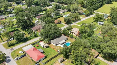 View/Area - 5611 NE 5th Pl, Ocala, FL 34470 photo 5 of 7