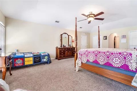 Bedroom - 2927 SE 46th Ave, Ocala, FL 34480 photo 5 of 10