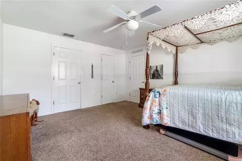 Bedroom - 2927 SE 46th Ave, Ocala, FL 34480 photo 1 of 10