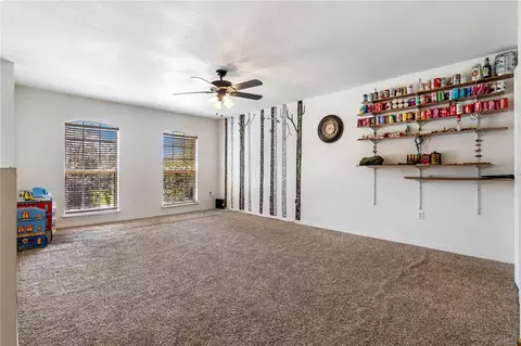 Living - 2927 SE 46th Ave, Ocala, FL 34480 photo 4 of 4
