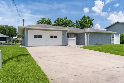 1218 SE 5th Ave, Crystal River, FL 34429